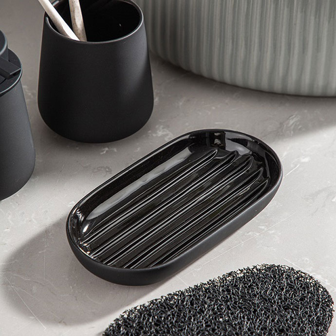 Sera Black Soap Dispenser Set photo