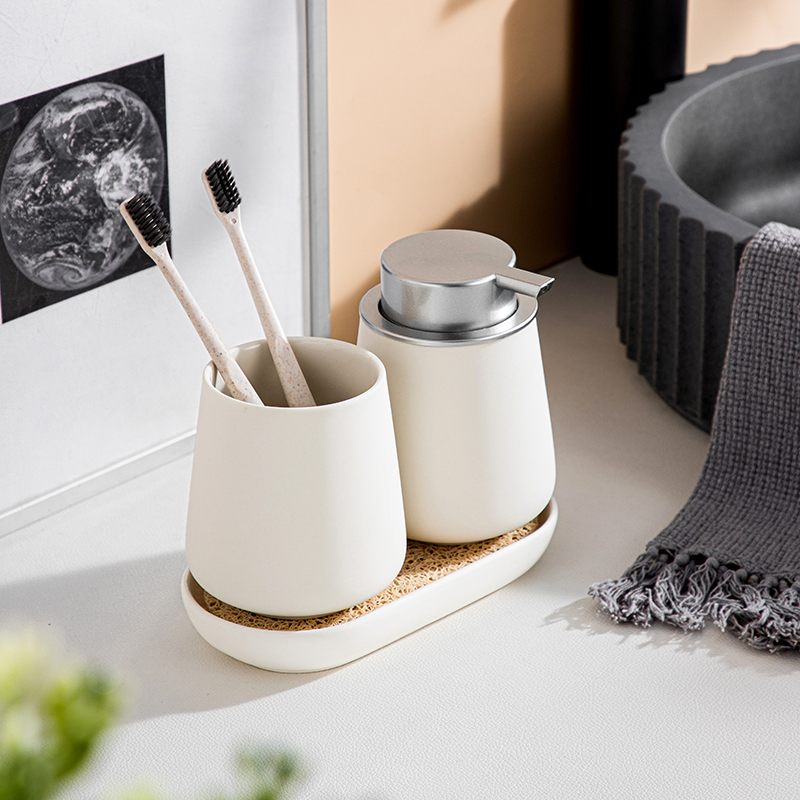 Sera Beige Soap Dispenser Set photo