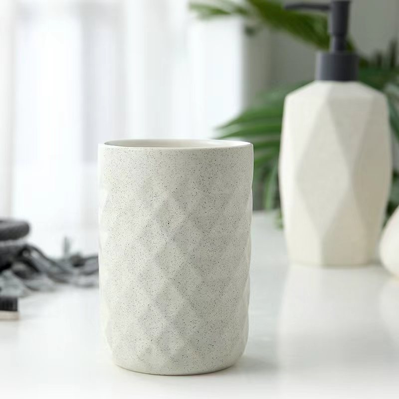 Shadwah Soap Dispenser Set photo